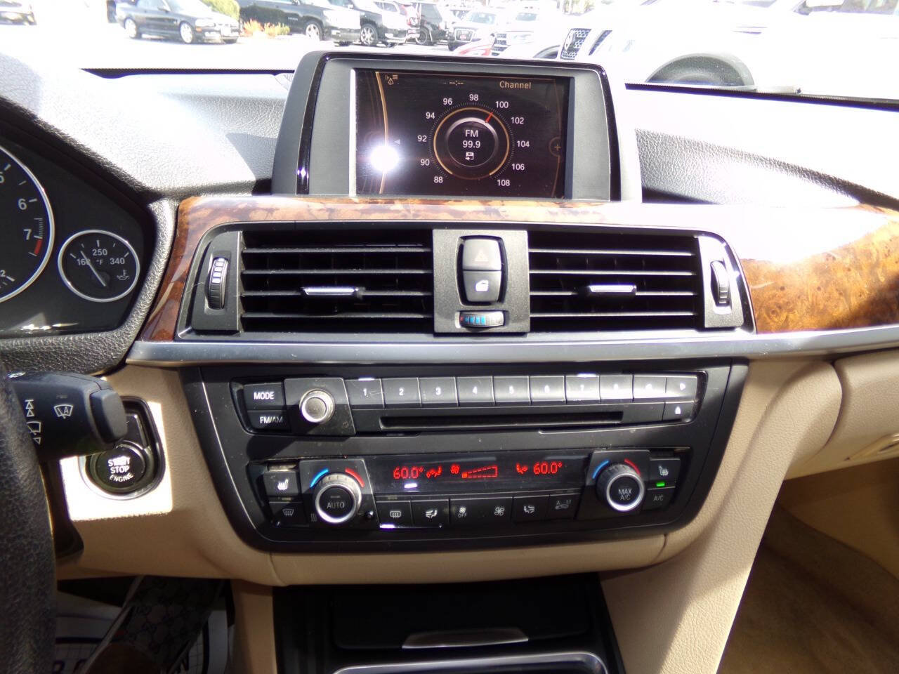 Used 2013 BMW 328i xDrive Sedan AWD/4WD image 53
