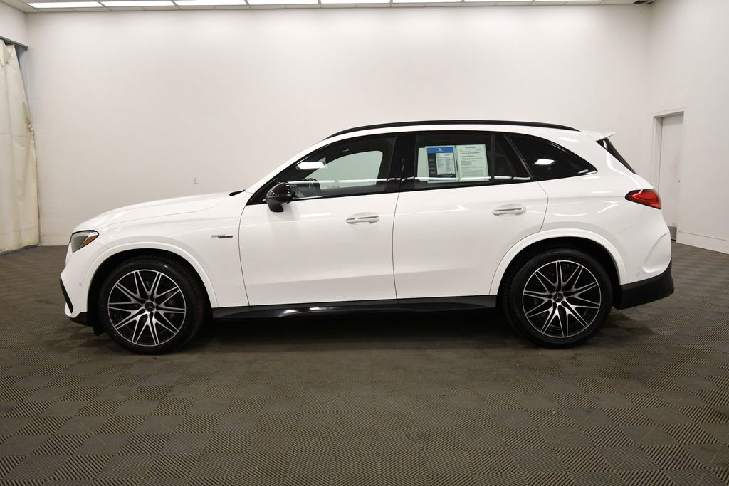 Used 2025 Mercedes-Benz GLC 43 AMG 4MATIC image 4