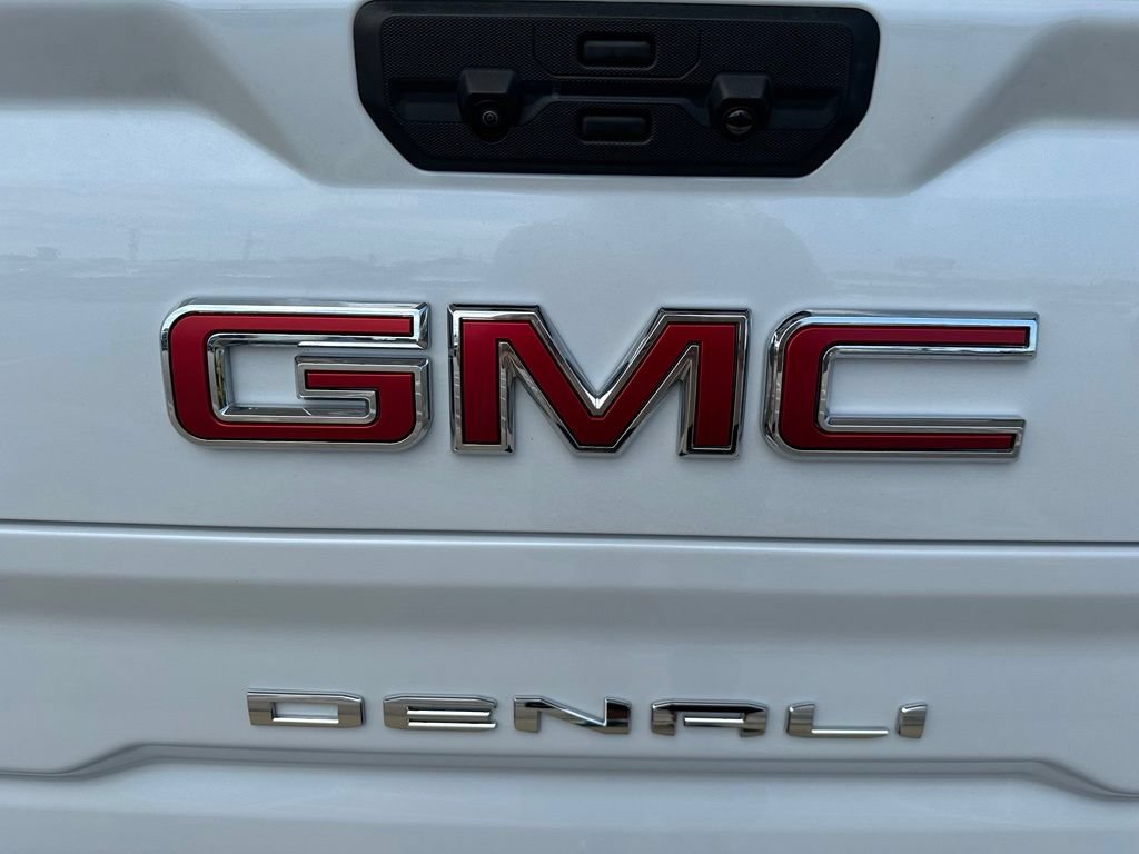 Used 2026 GMC Sierra 1500 Denali w/ Technology Package RWD image 34