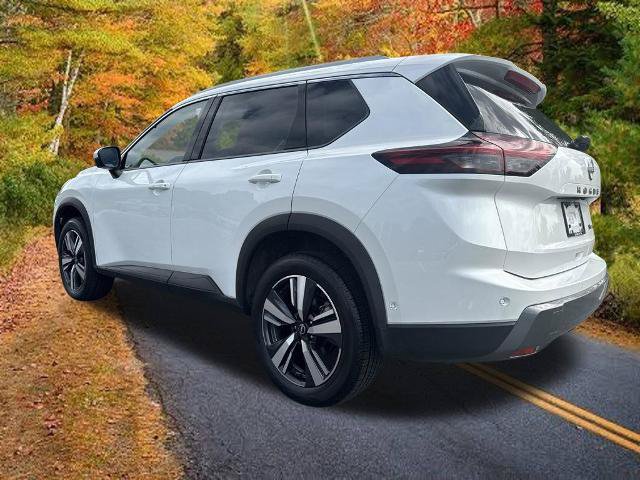 Certified 2026 Nissan Rogue SL AWD/4WD image 8