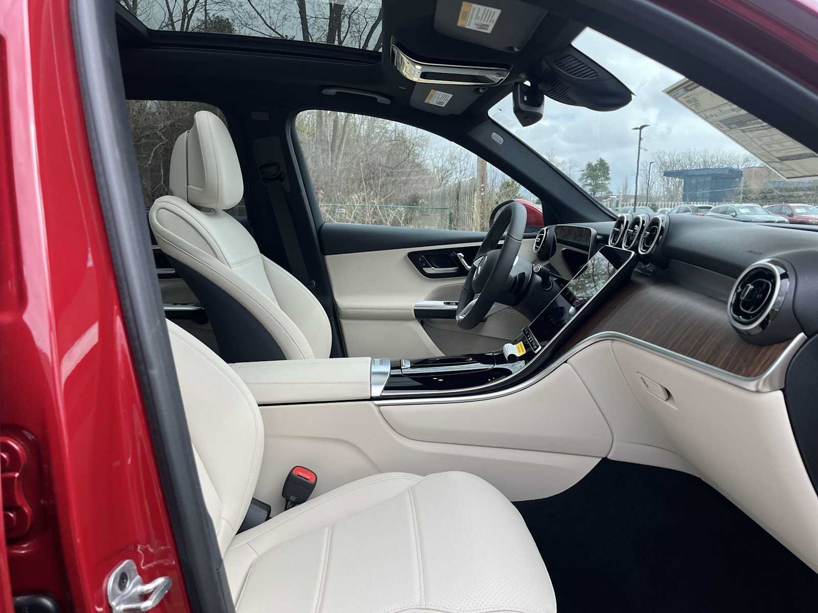 New 2026 Mercedes-Benz GLC 300 4MATIC image 11