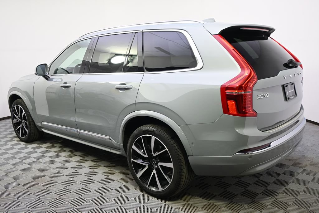 Used 2024 Volvo XC90 B6 Ultimate w/ Protection Package Premier AWD/4WD image 3
