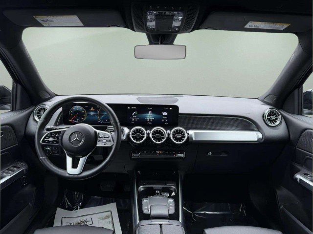 Certified 2022 Mercedes-Benz GLB 250 4MATIC image 9