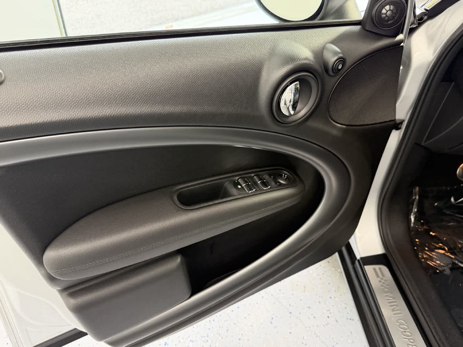 Used 2015 MINI Cooper Countryman S FWD image 14