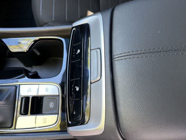 Used 2024 Hyundai Santa Cruz SEL w/ Activity Package FWD image 14