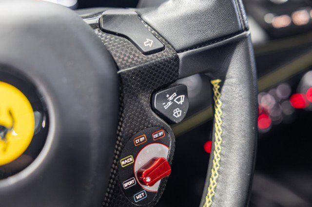 Used 2018 Ferrari 488 GTB RWD image 41