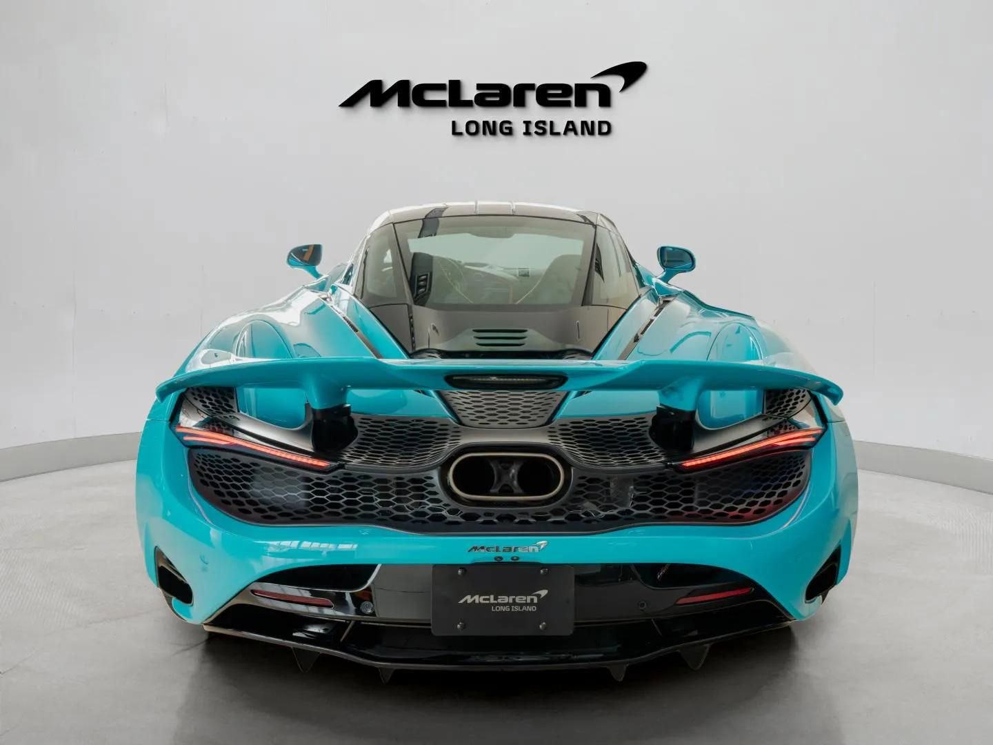 Used 2024 McLaren 750S RWD image 8