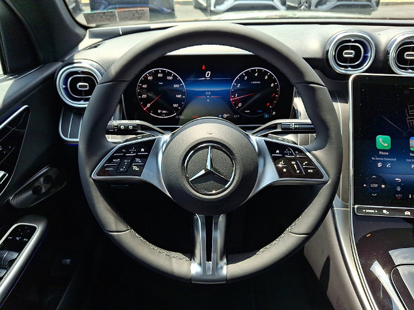Used 2026 Mercedes-Benz GLC 300 4MATIC image 15