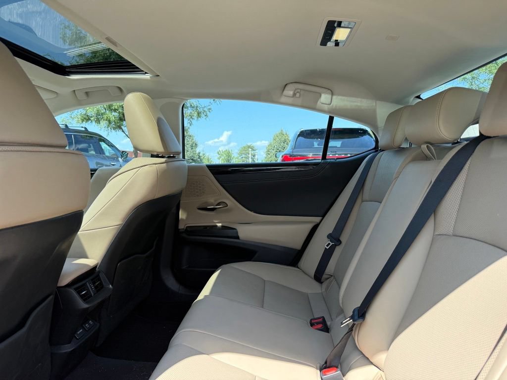 Used 2021 Lexus ES 350 w/ Premium Package FWD image 15