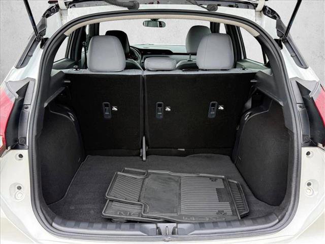 Used 2024 Nissan Kicks SR w/ SR Premium Package FWD image 4