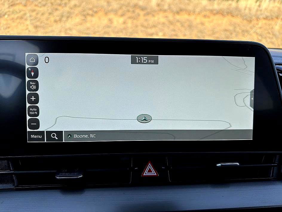 Used 2023 Kia Sportage EX image 16