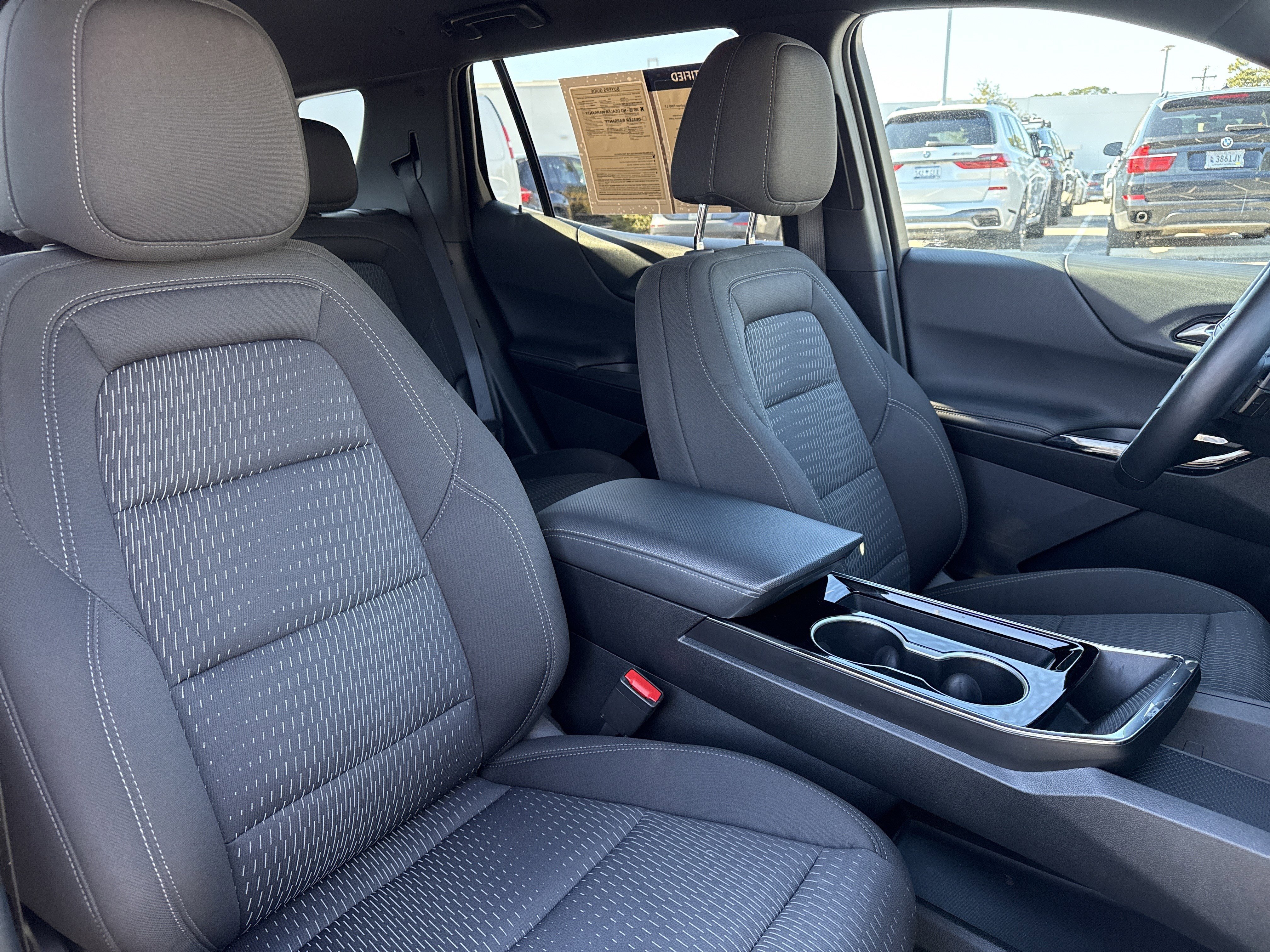 Certified 2025 Chevrolet Equinox LT image 32