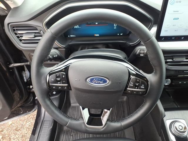 Certified 2023 Ford Escape Platinum AWD/4WD image 14