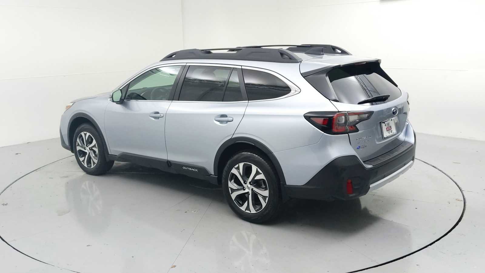 Certified 2022 Subaru Outback Limited XT w/ Popular Package #2 image 7