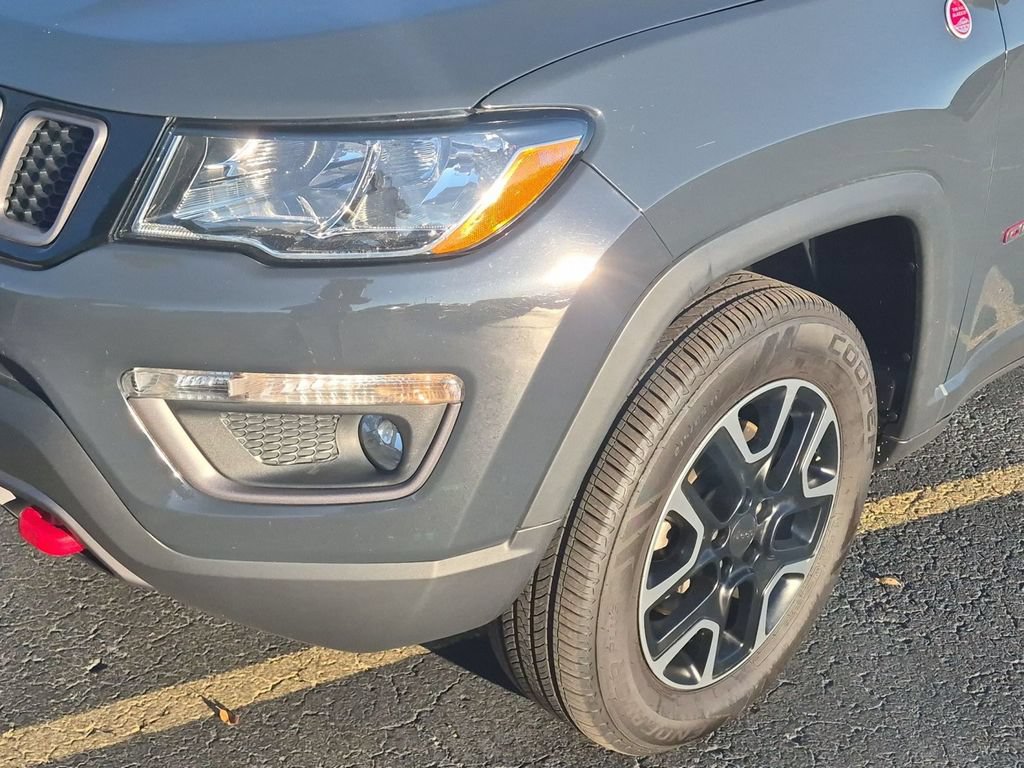 Used 2018 Jeep Compass Trailhawk w/ Cold Weather Group AWD/4WD image 7