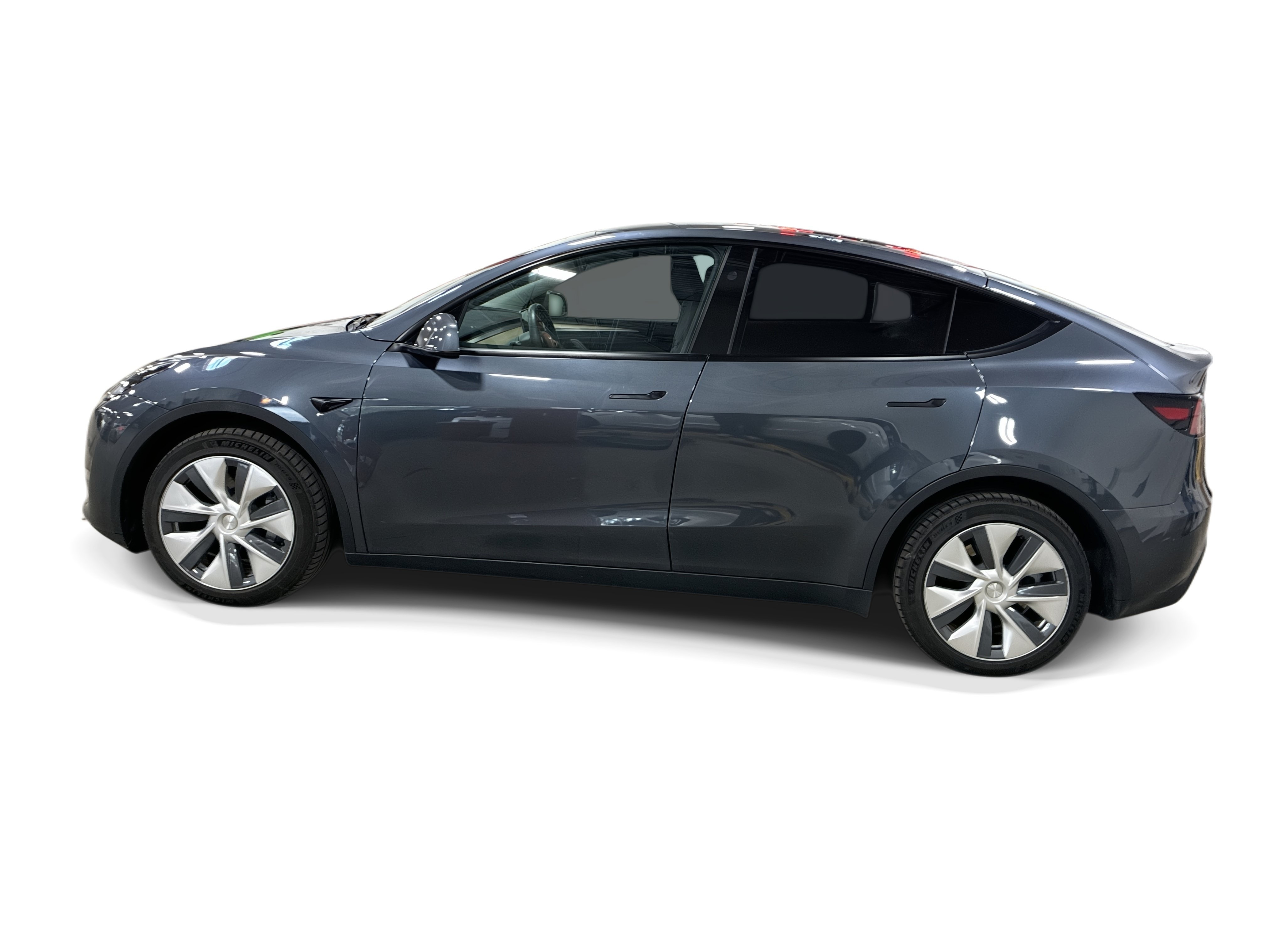 Certified 2023 Tesla Model Y Long Range AWD/4WD image 3