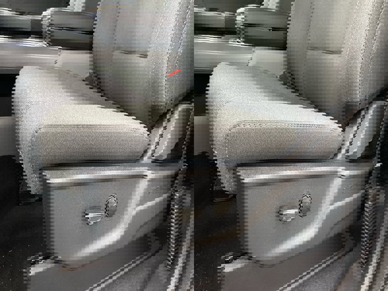 New 2026 Ford F150 XLT w/ XLT Chrome Appearance Package image 24