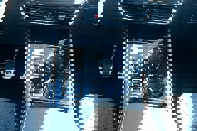 New 2026 Volkswagen Atlas Cross Sport SEL R-Line image 31