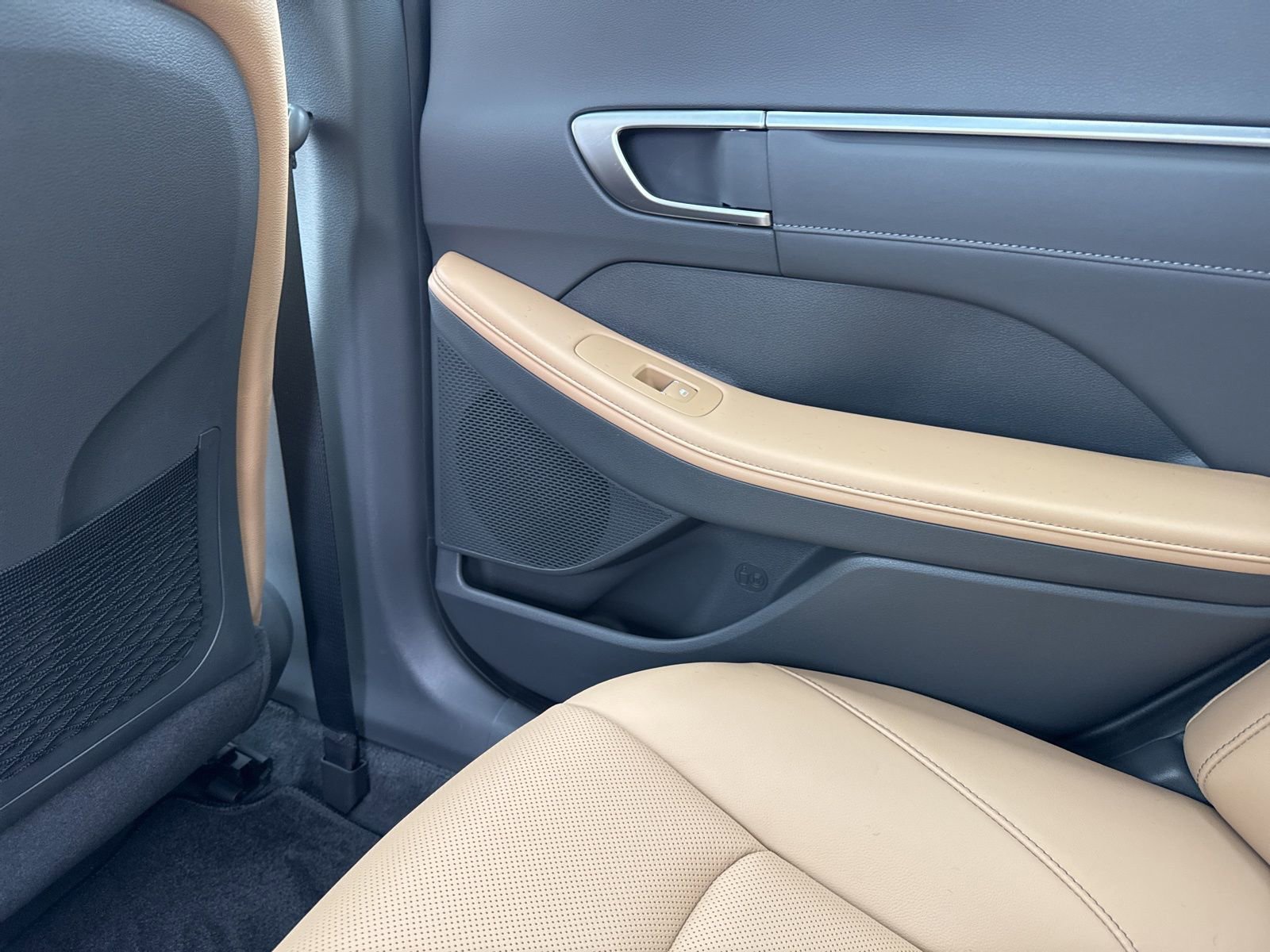 Used 2025 Hyundai Sonata Limited image 17