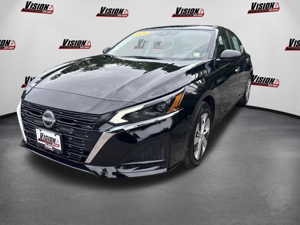 Certified 2025 Nissan Altima 2.5 S