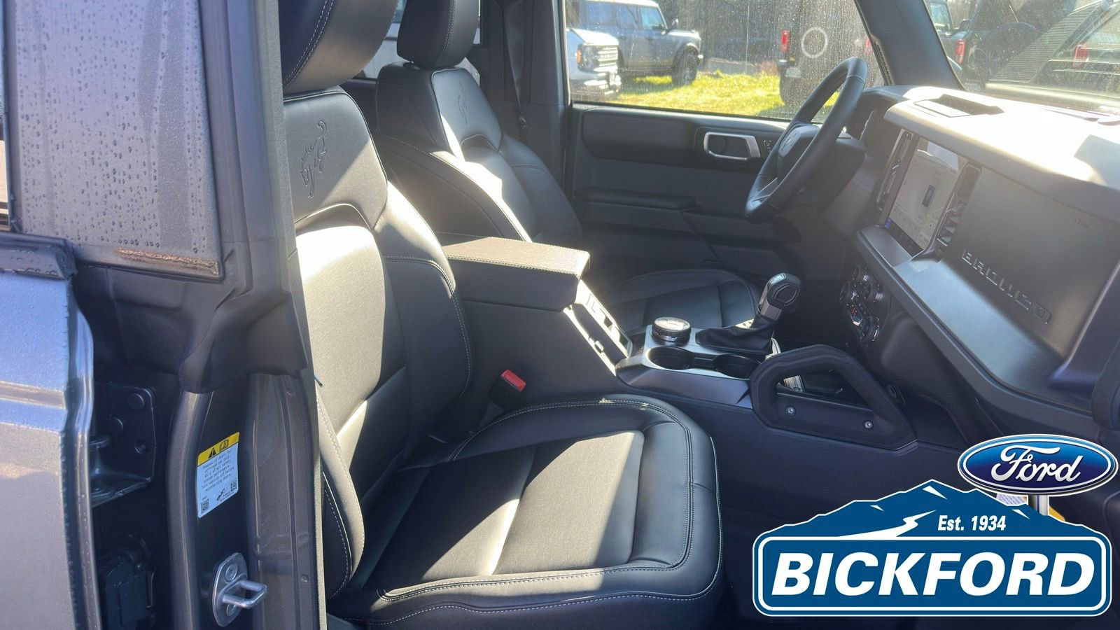 New 2025 Ford Bronco Badlands image 18