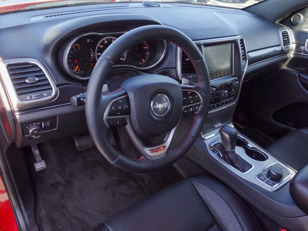 Used 2017 Jeep Grand Cherokee Trailhawk w/ Trailhawk Luxury Group image 10