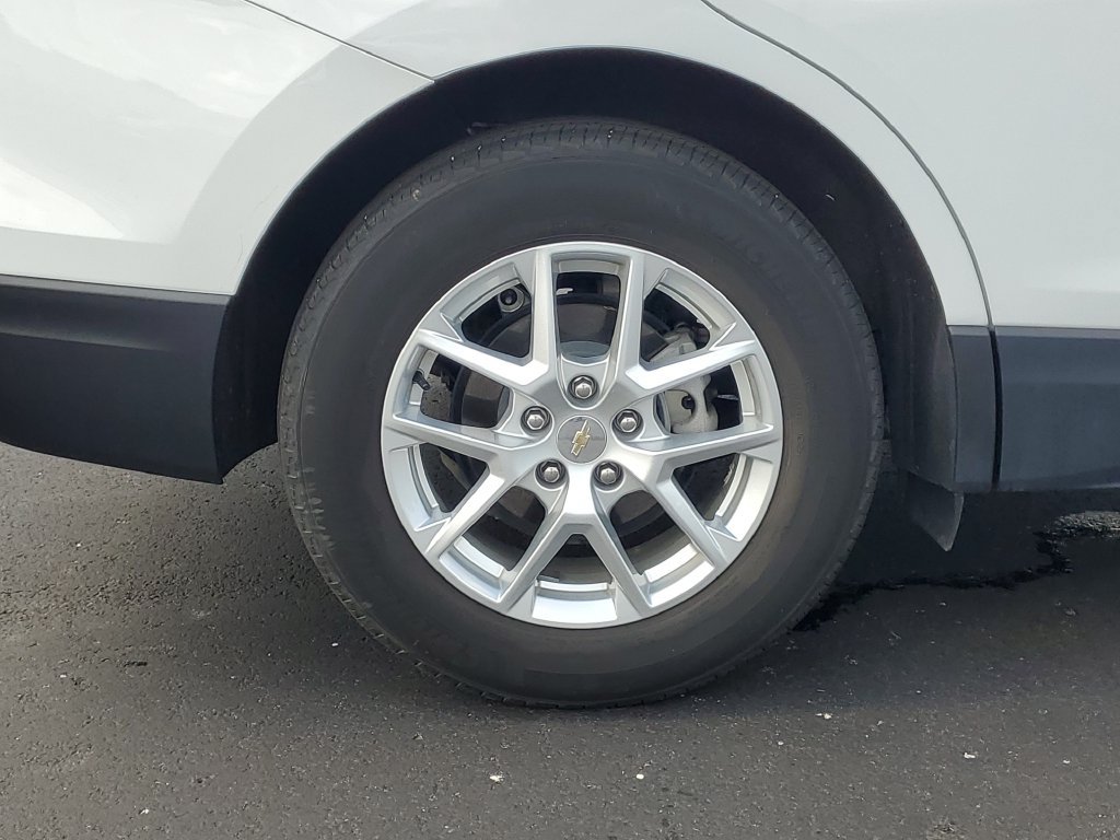 Used 2024 Chevrolet Equinox LT FWD image 33