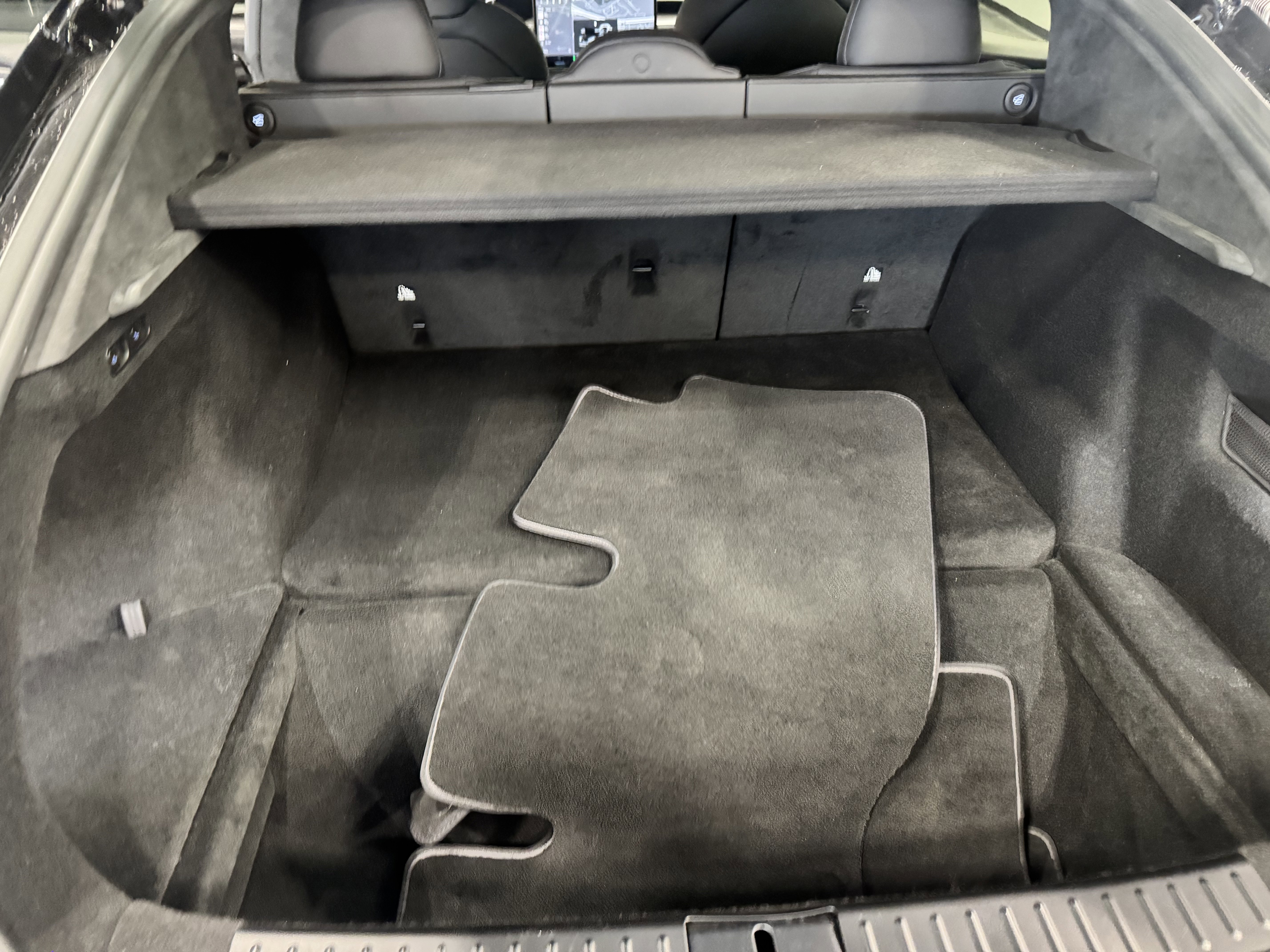 Used 2021 Tesla Model S Plaid image 35