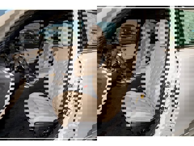 New 2026 BMW 330i xDrive Sedan w/ Convenience Package image 73