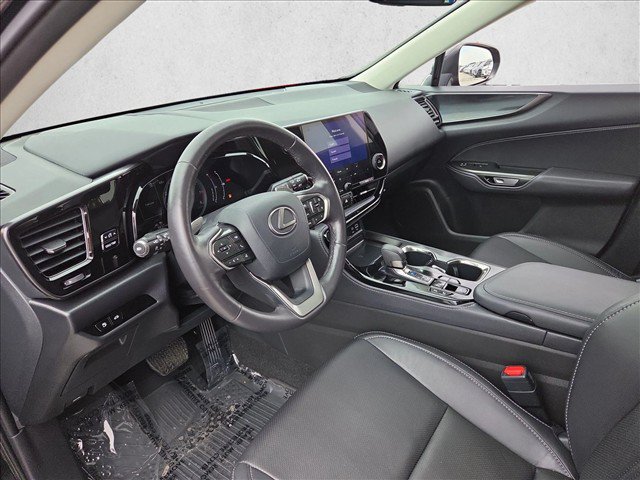 Used 2025 Lexus NX 250 AWD w/ Accessory Package (2T) image 9