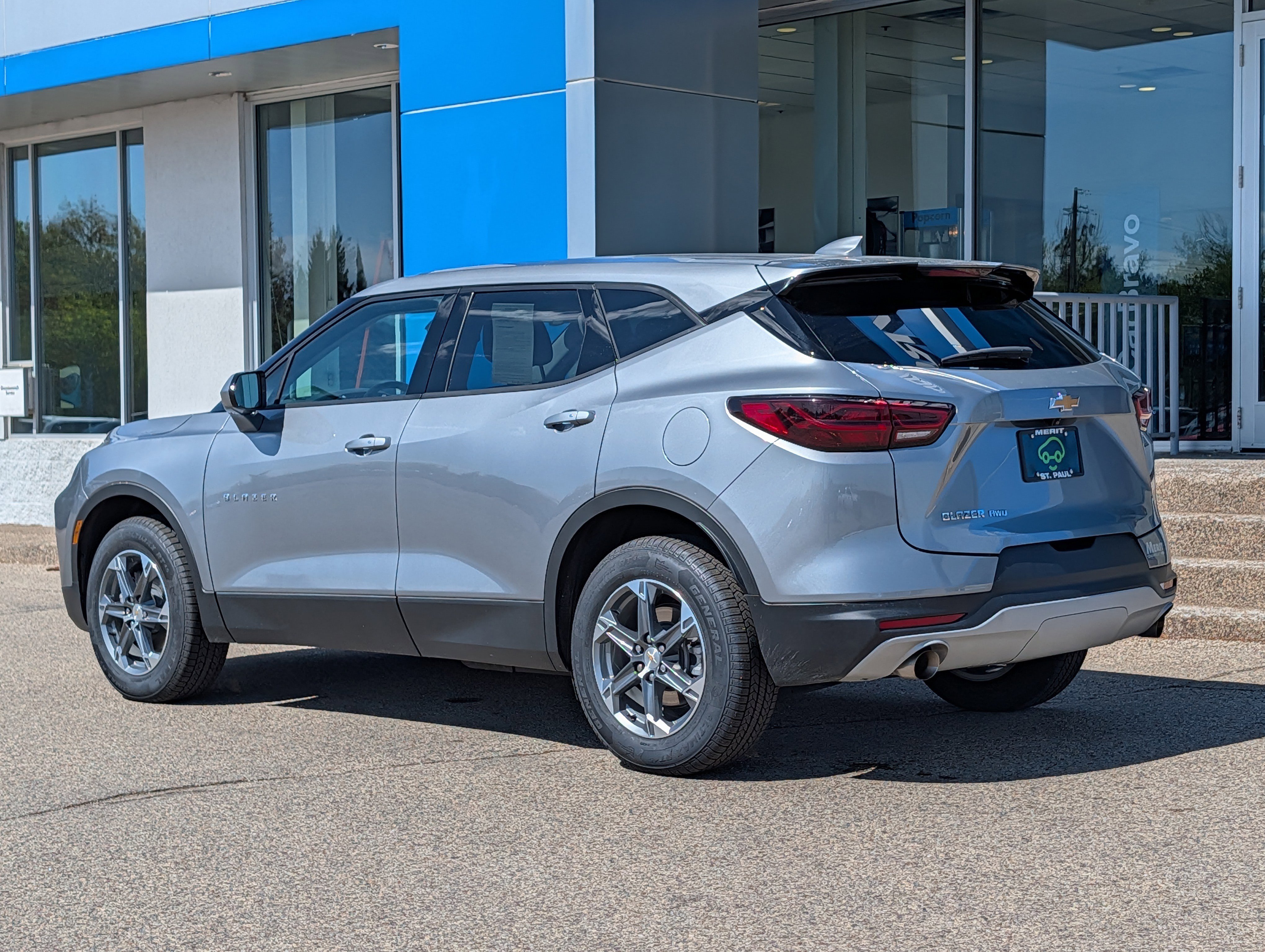 Certified 2025 Chevrolet Blazer LT AWD/4WD image 4