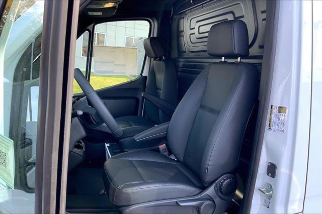 New 2026 Mercedes-Benz Sprinter 144 Cargo image 8
