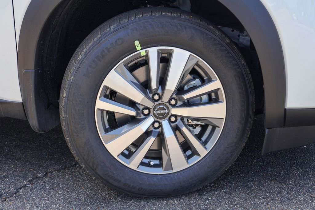 New 2026 Nissan Pathfinder SL FWD image 17