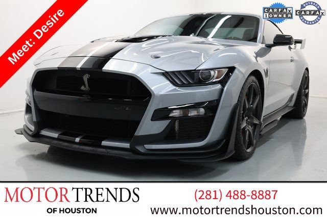 Used 2022 Ford Mustang Shelby GT500 w/ Carbon Fiber Track Pack RWD image 1