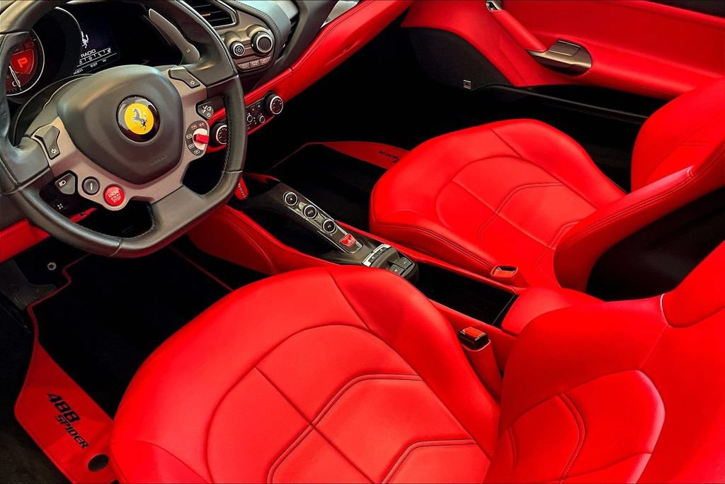 Used 2017 Ferrari 488 Spider RWD image 15