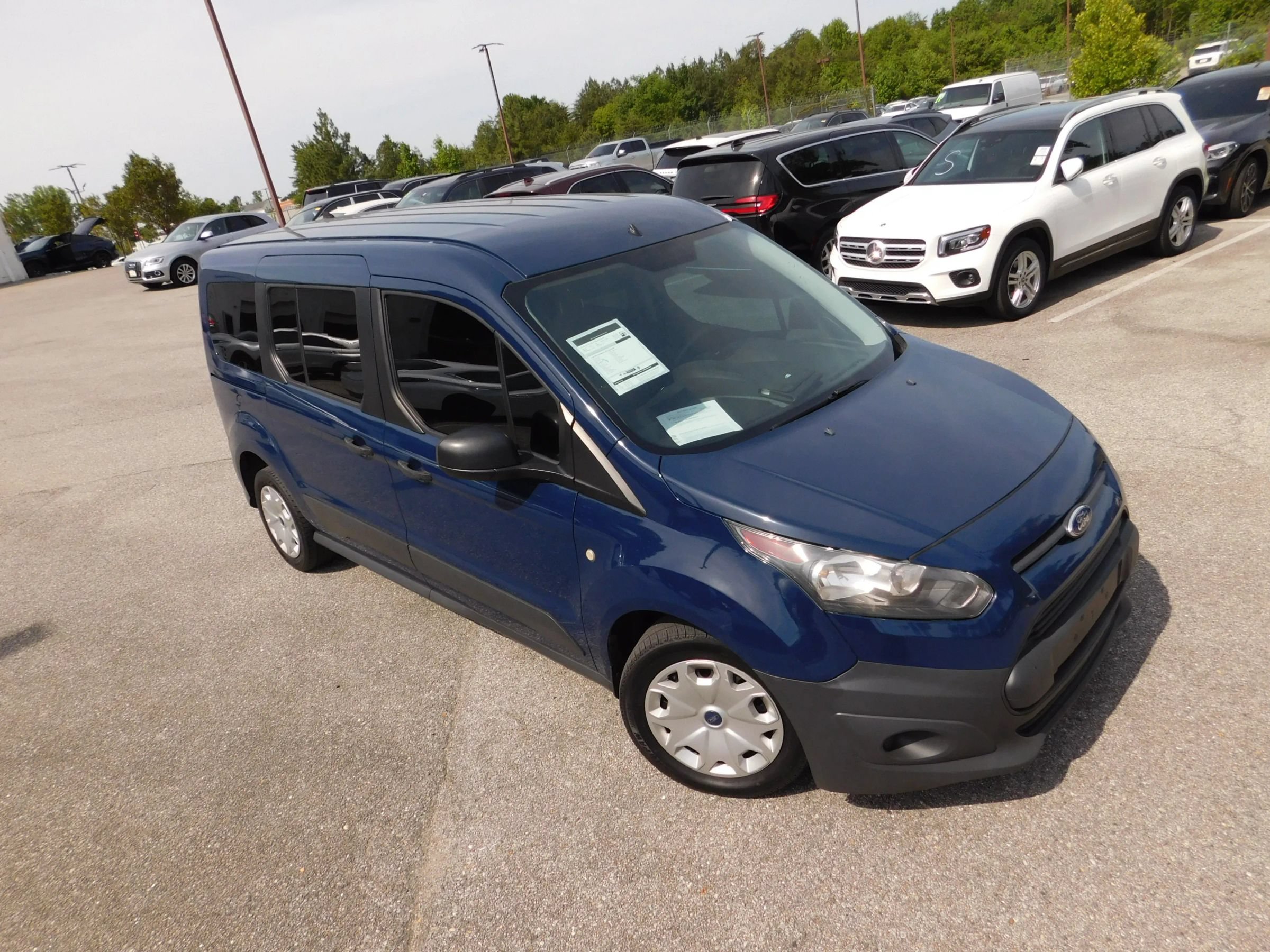 Used 2016 Ford Transit Connect XL FWD image 2