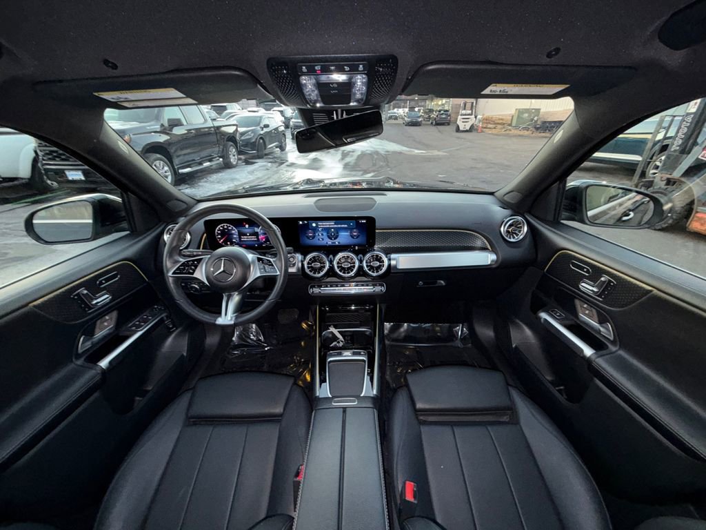 Used 2024 Mercedes-Benz GLB 250 image 20