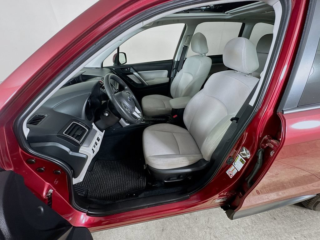 Used 2018 Subaru Forester 2.5i Premium AWD/4WD image 12