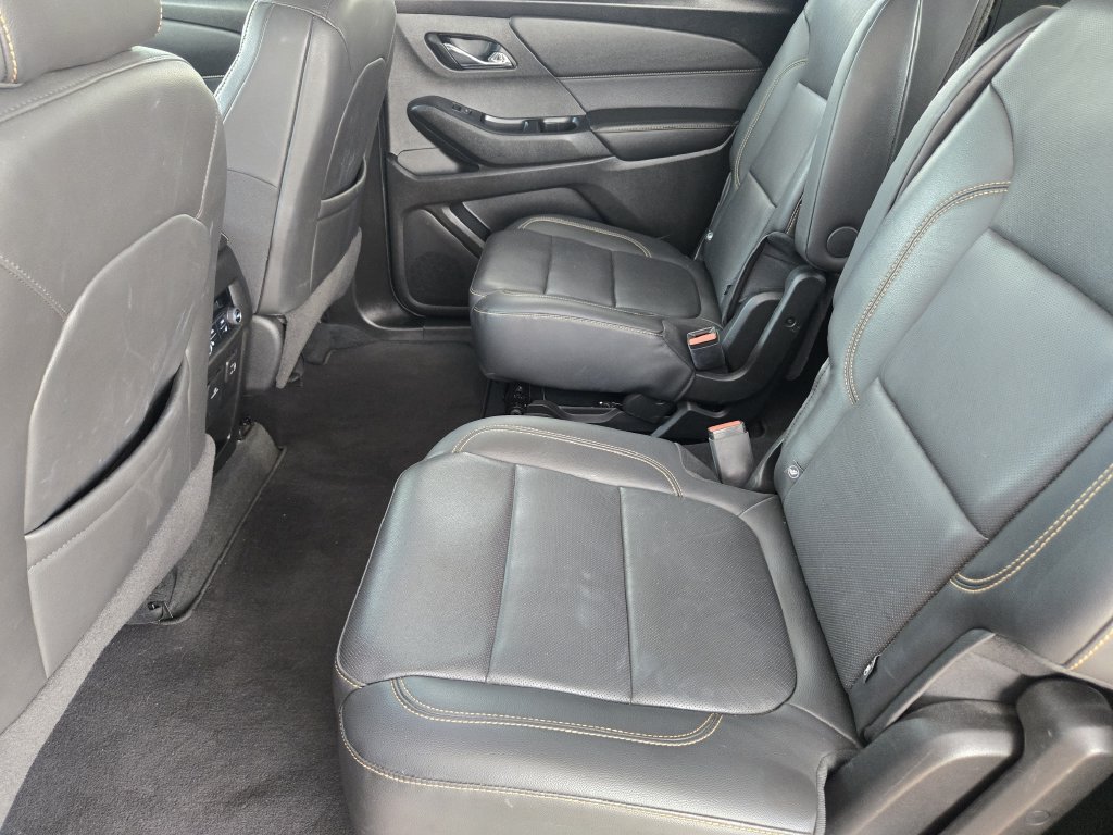 Used 2021 Chevrolet Traverse Premier w/ Redline Edition FWD image 30