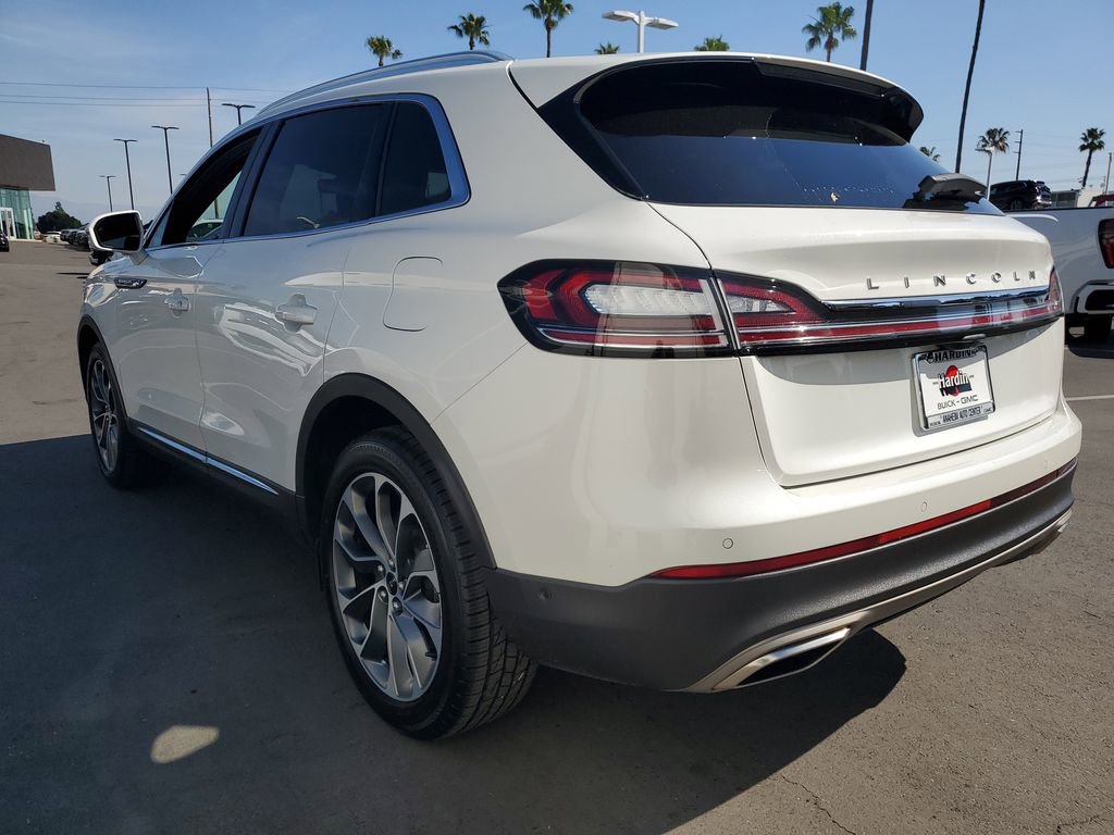 Used 2023 Lincoln Nautilus Reserve w/ Equipment Group 201A image 3