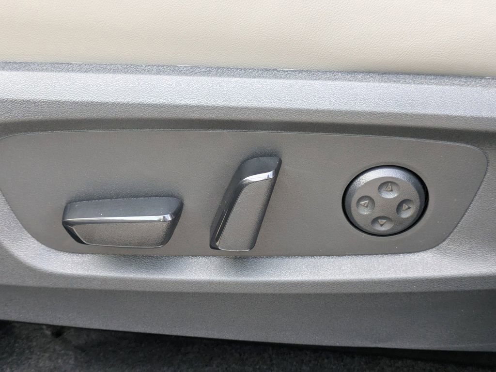 New 2026 INFINITI QX60 Luxe w/ Cargo Package image 23