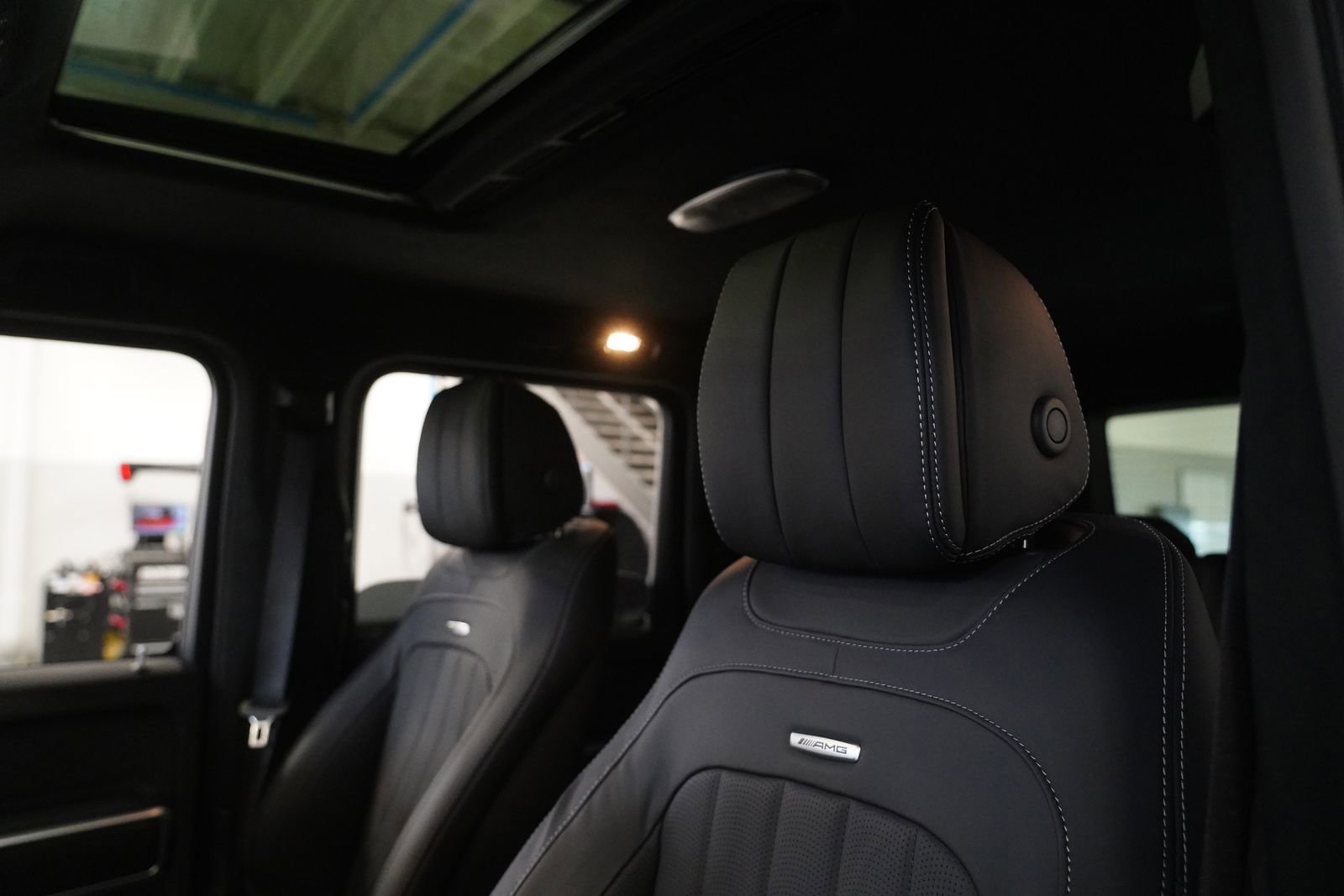 Used 2025 Mercedes-Benz G 63 AMG 4MATIC image 13