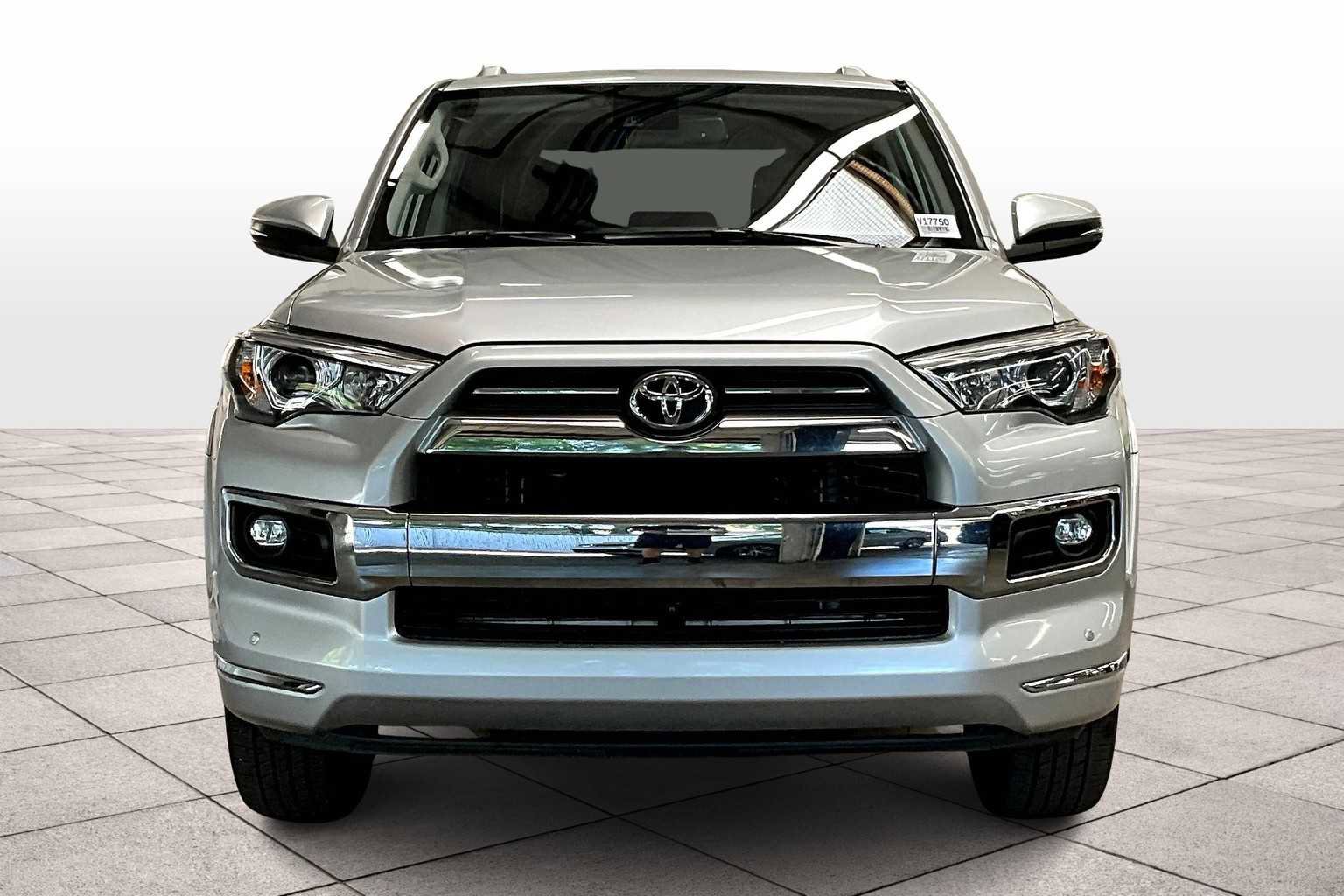 Used 2023 Toyota 4Runner Limited image 3