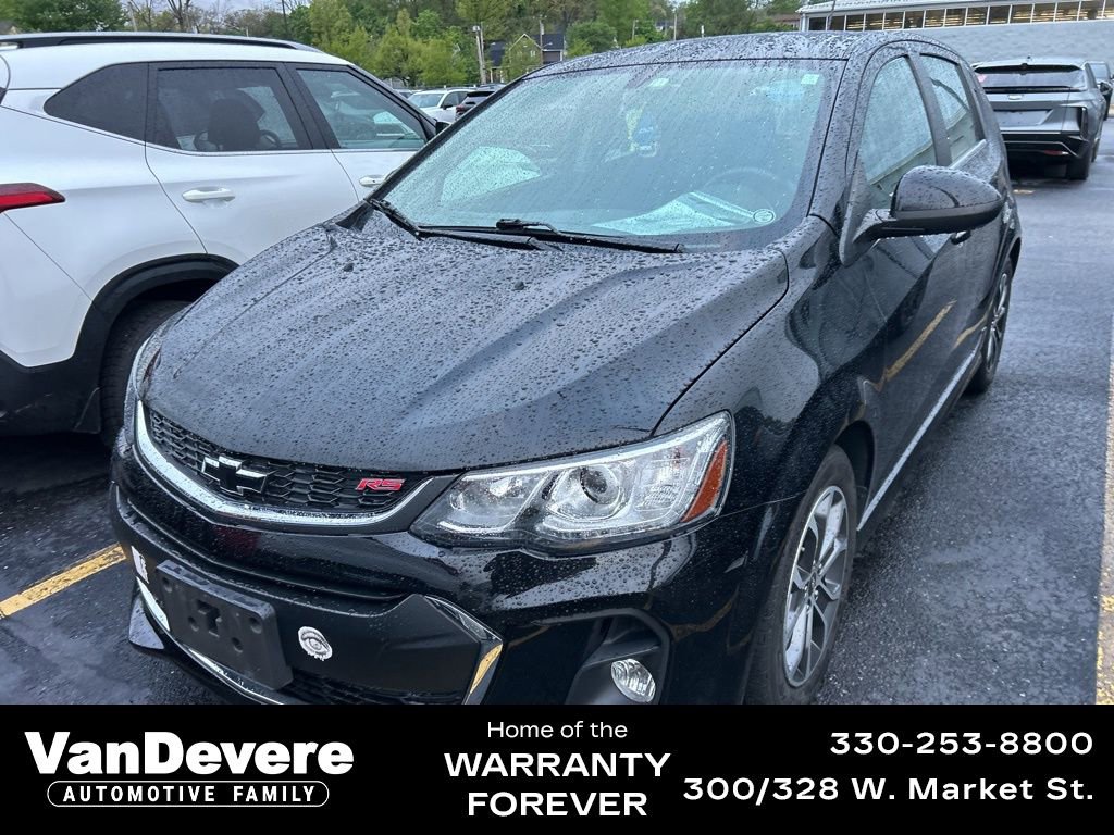 Used 2018 Chevrolet Sonic LT FWD image 1