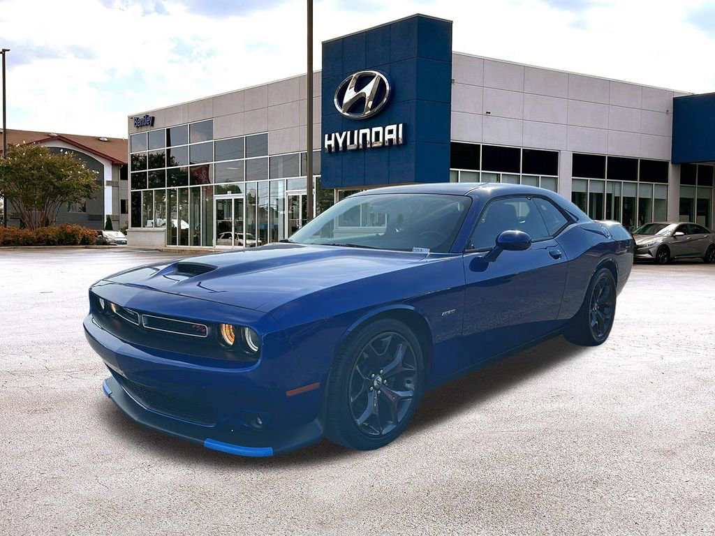 Used 2019 Dodge Challenger R/T w/ Cold Weather Group