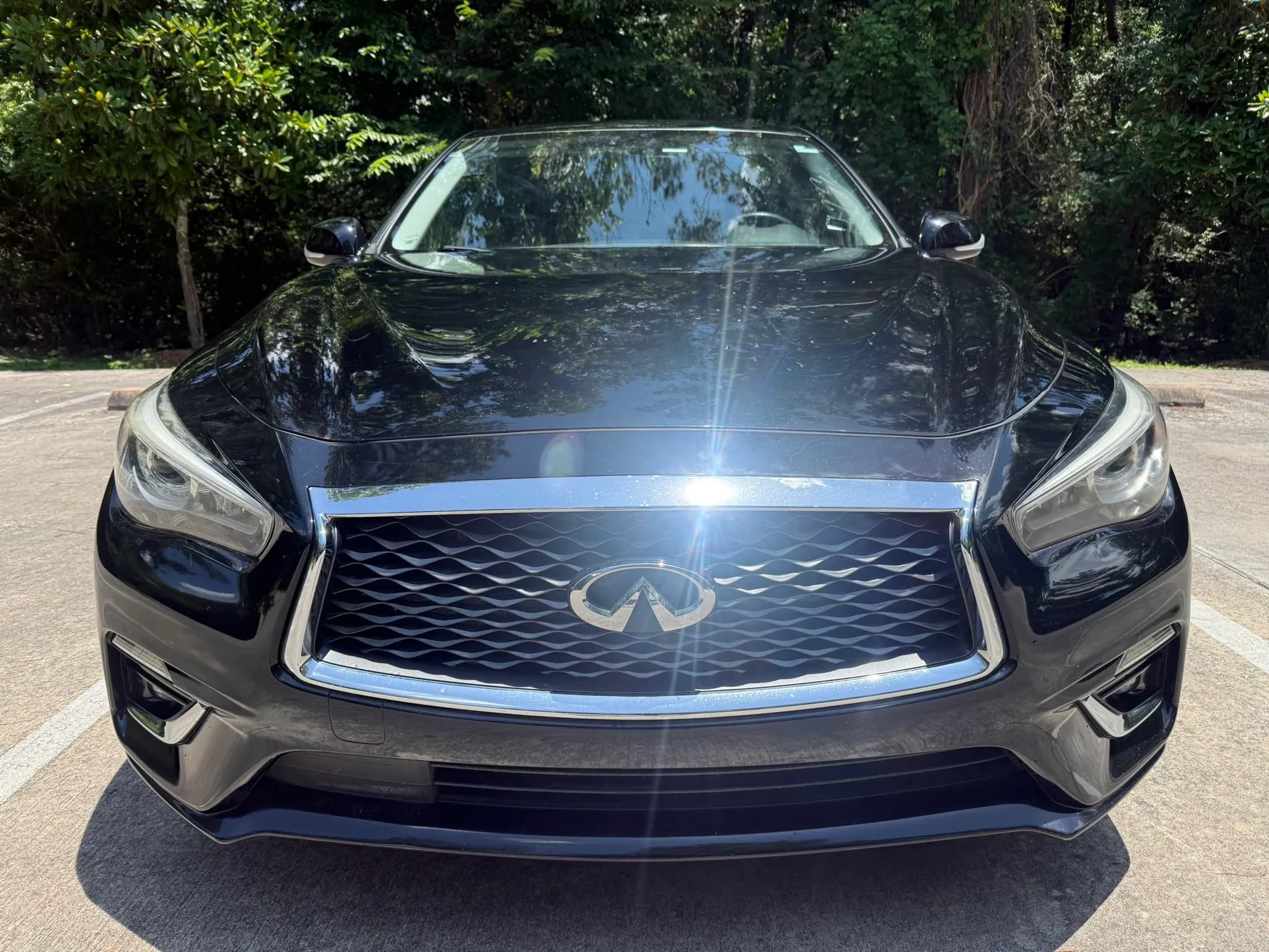 Used 2019 INFINITI Q50 Luxe RWD image 2