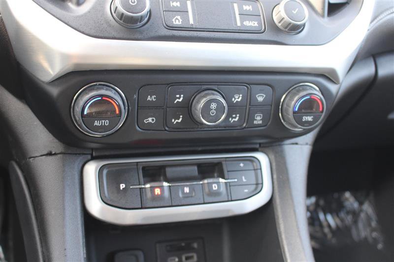 Used 2023 GMC Acadia SLT image 20