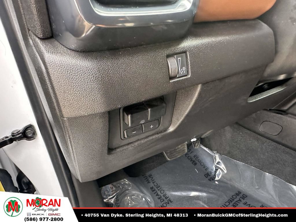 Certified 2023 GMC Canyon AT4 w/ Canyon Safety Plus Package AWD/4WD image 20