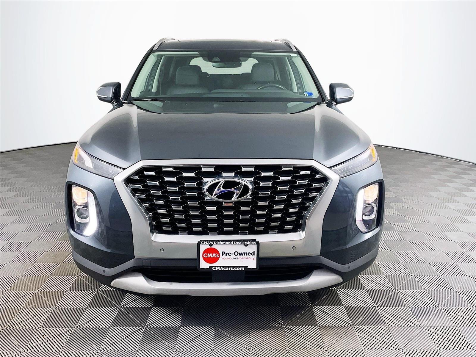Used 2020 Hyundai Palisade SEL FWD image 2