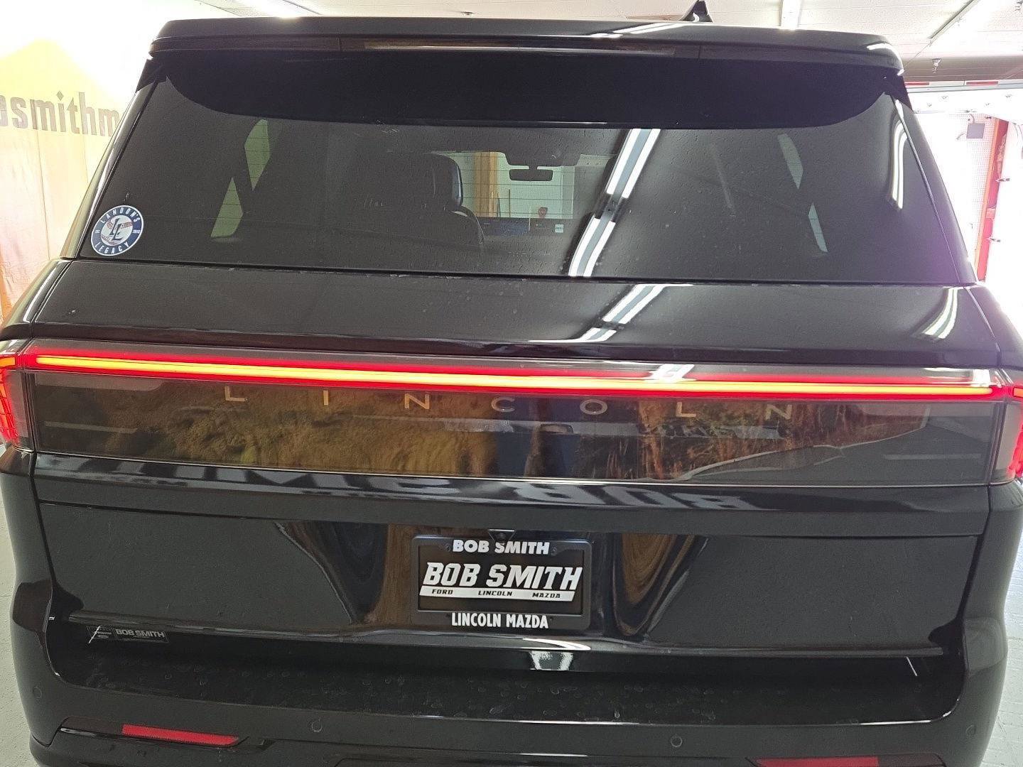 New 2026 Lincoln Navigator L Reserve w/ Jet Appearance Package image 26